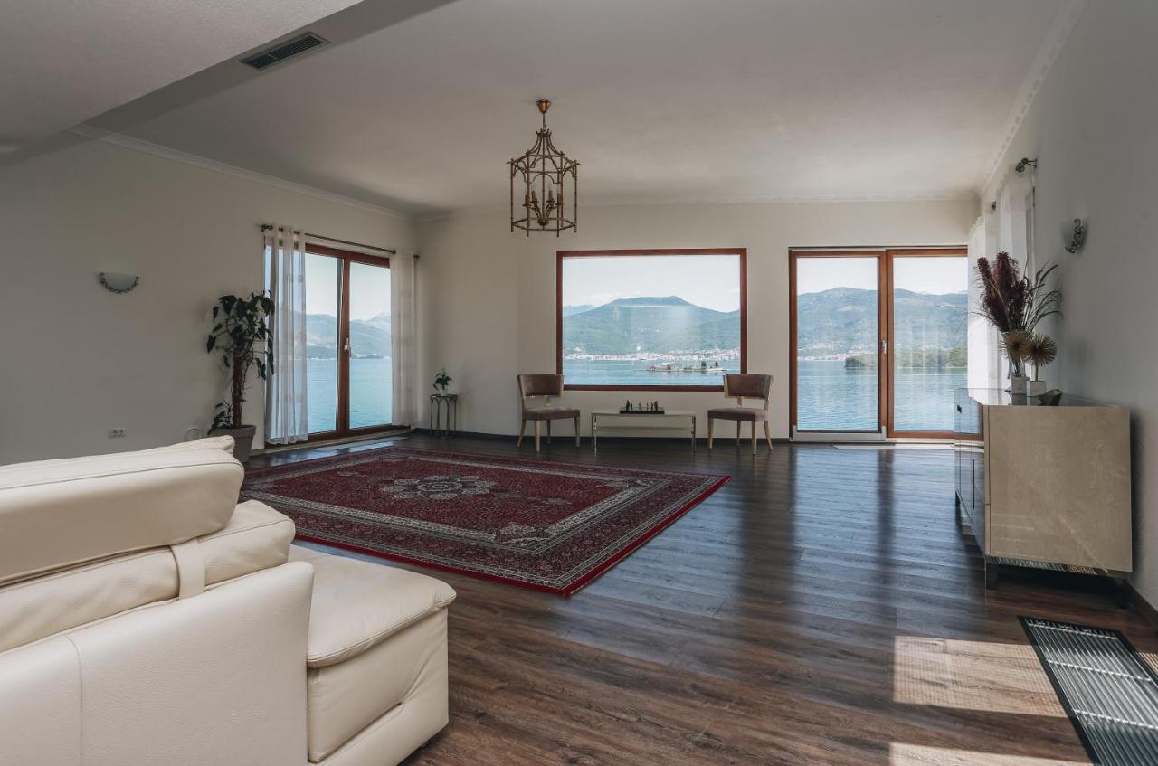 Villa Semiramis 蒂瓦特 外观 照片
