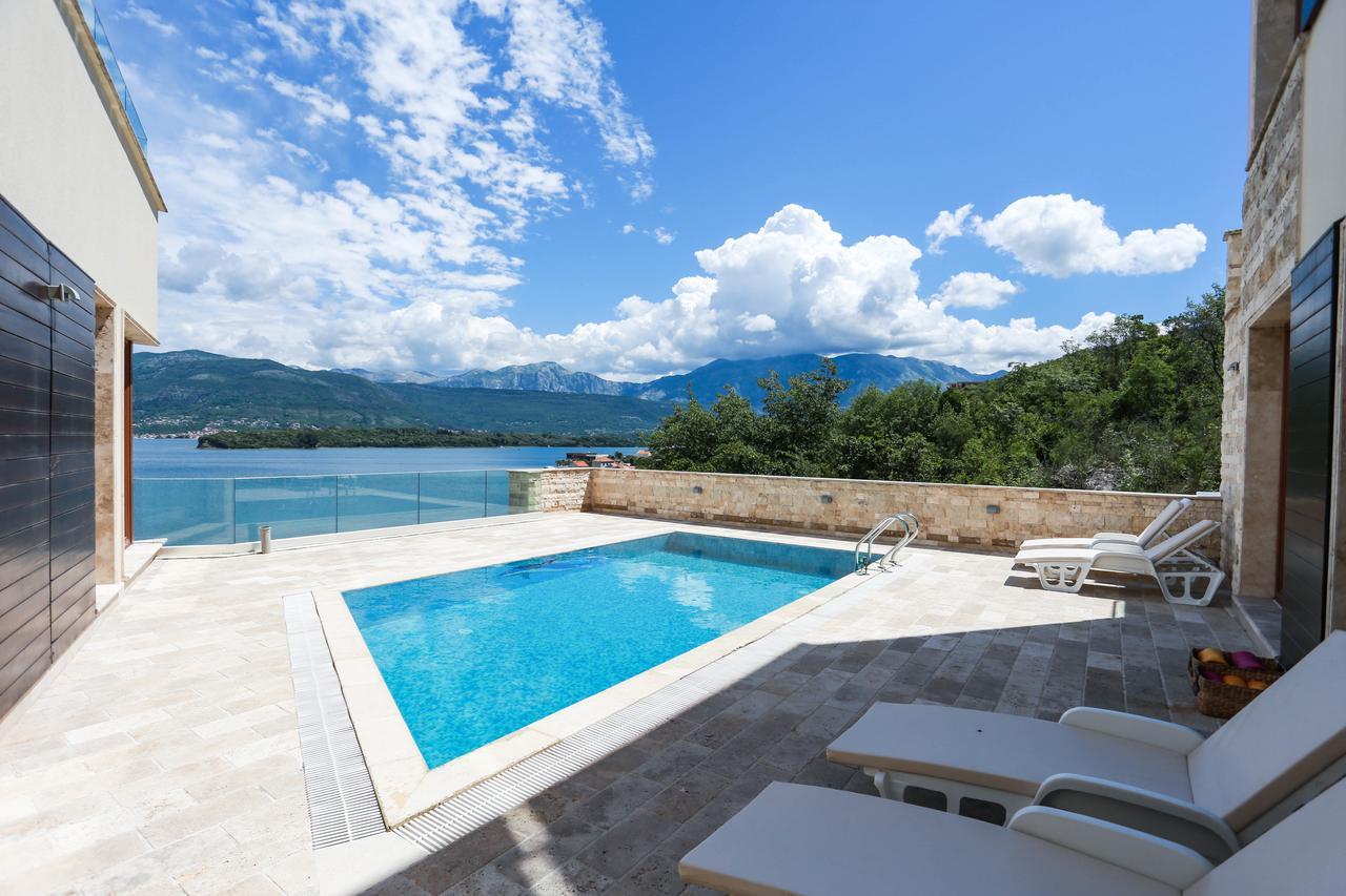 Villa Semiramis 蒂瓦特 外观 照片